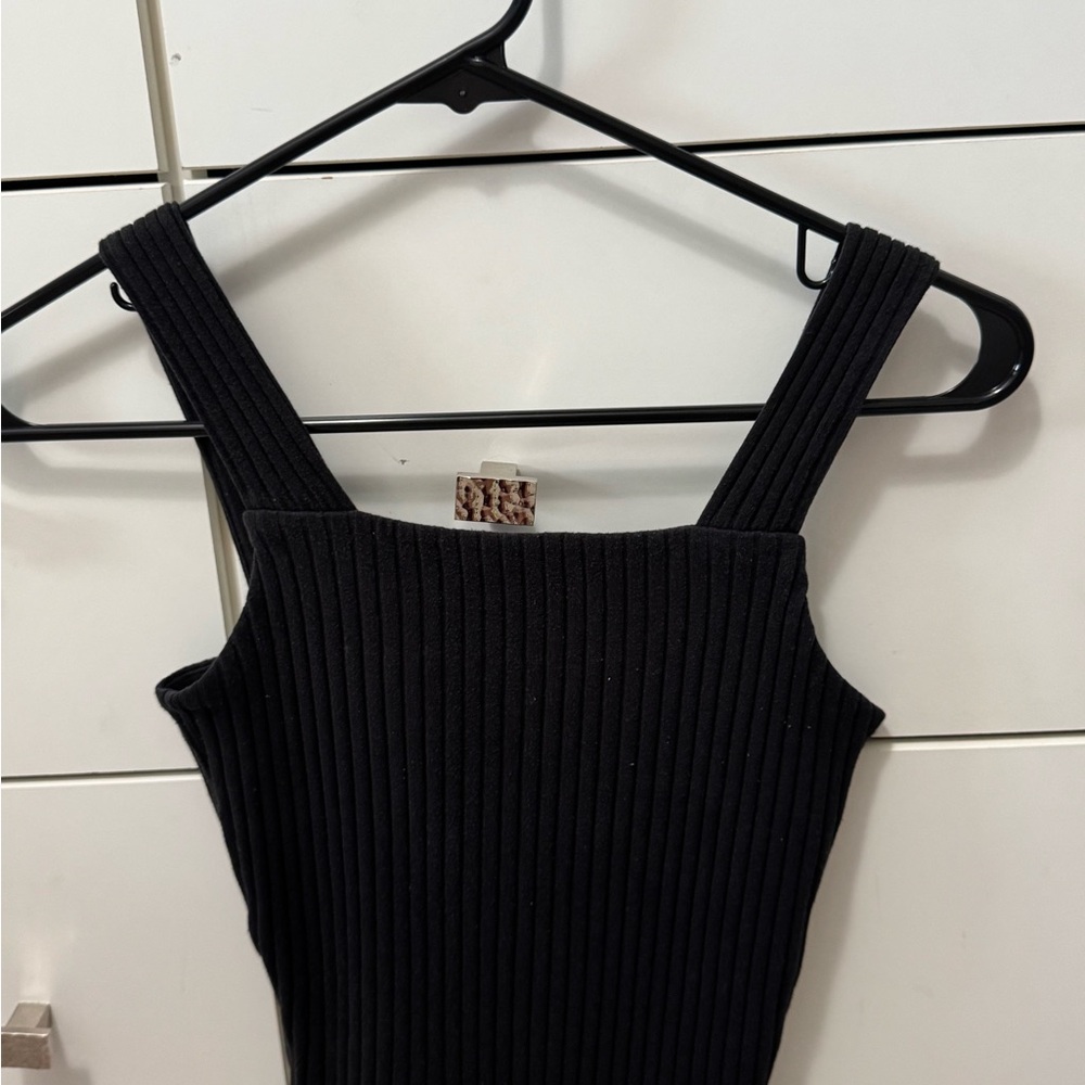 Black Ribbed Sleeveless Top